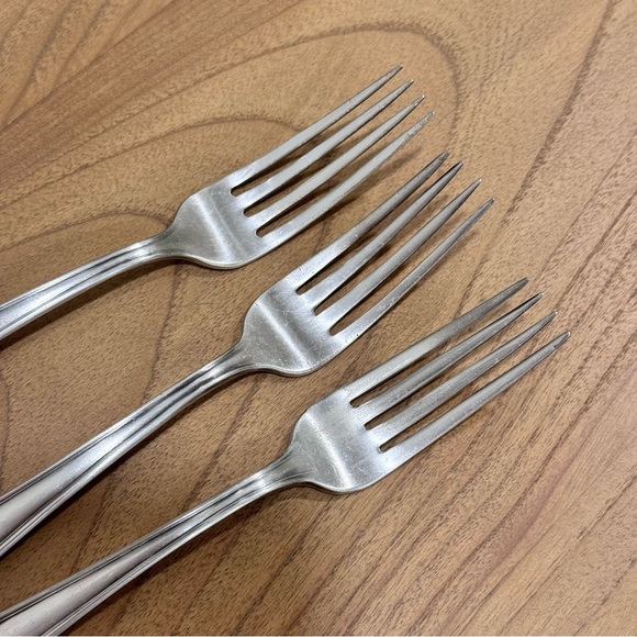 4/ Vintage Silver Plate Forks - Old Company - Signature Dinner Forks - Monogram - Picture 6 of 12
